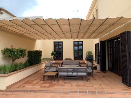 4 room luxury Villa for rent in Sotogrande, Andalusia - Photo 2