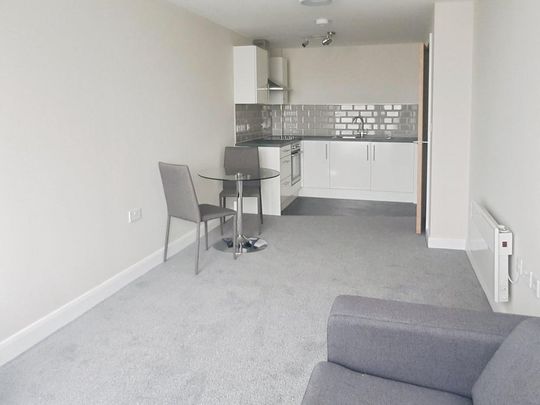 1 bedroom flat to rent - Photo 1