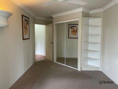 Spacious 2-Bed Apartment Offering the Ultimate Coastal Lifestyle - Photo 5