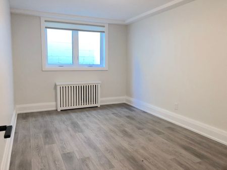 For Lease - 218 Wheeler Avenue Unit# 1, Toronto, Ontario - Photo 2