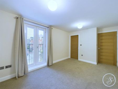 2 bedroom apartment to rent - Photo 4