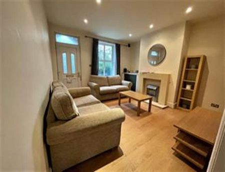 2 Bedroom Terraced To Let - Photo 4