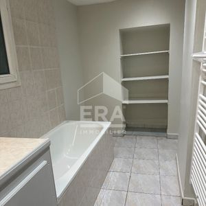 Location Appartement 1 pièce 29m² - Photo 3