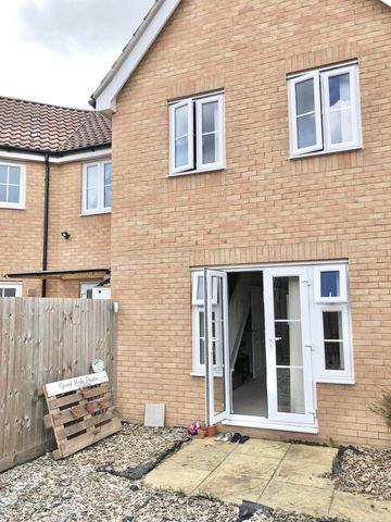 Wintergreen Road, Bury St. Edmunds, Red Lodge - Photo 2