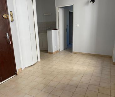 Location Appartement 2 pièces 26m² AUBENAS 07200 - Photo 5