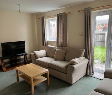 3 bedroom terraced house to rent - Photo 3