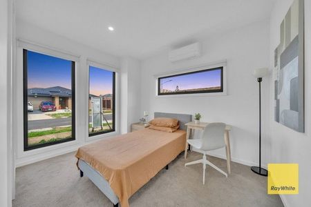 3-Bedroom Home Offering Comfort, Style, and Convenience - Photo 4