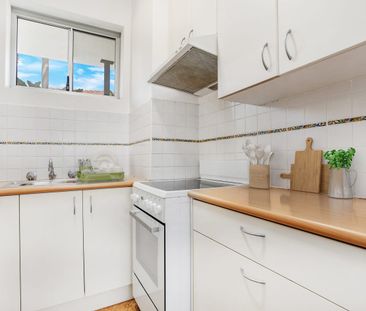 100 METRES FROM BALMORAL BEACH - Photo 4