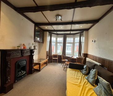 1 Bed Maisonette, Butler Road, HA1 - Photo 2