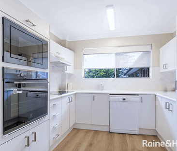 2 Bedroom Unit available Now in Wooloowin - Photo 6