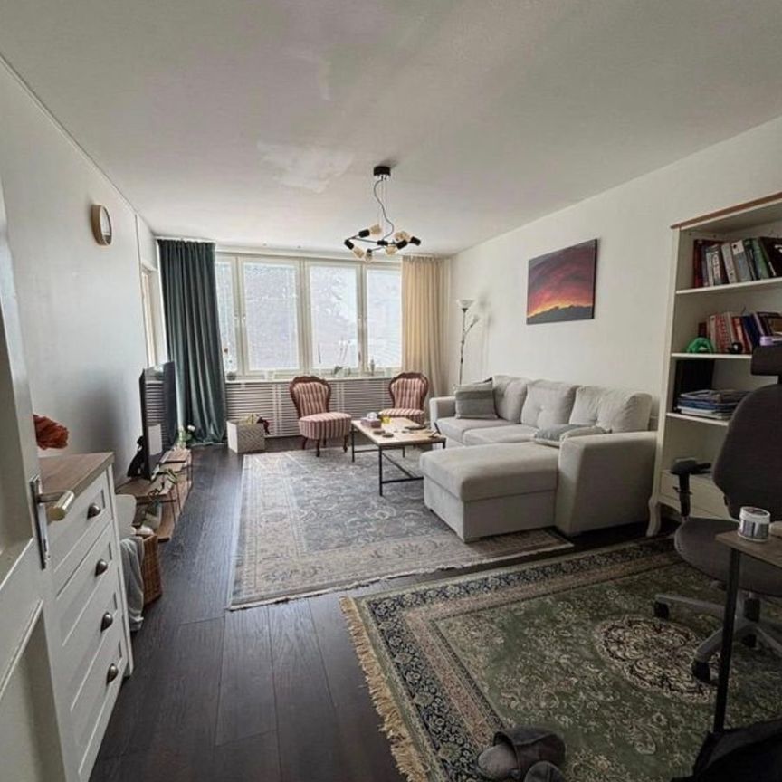 Sibbarpsgränd, Älvsjö - Foto 1