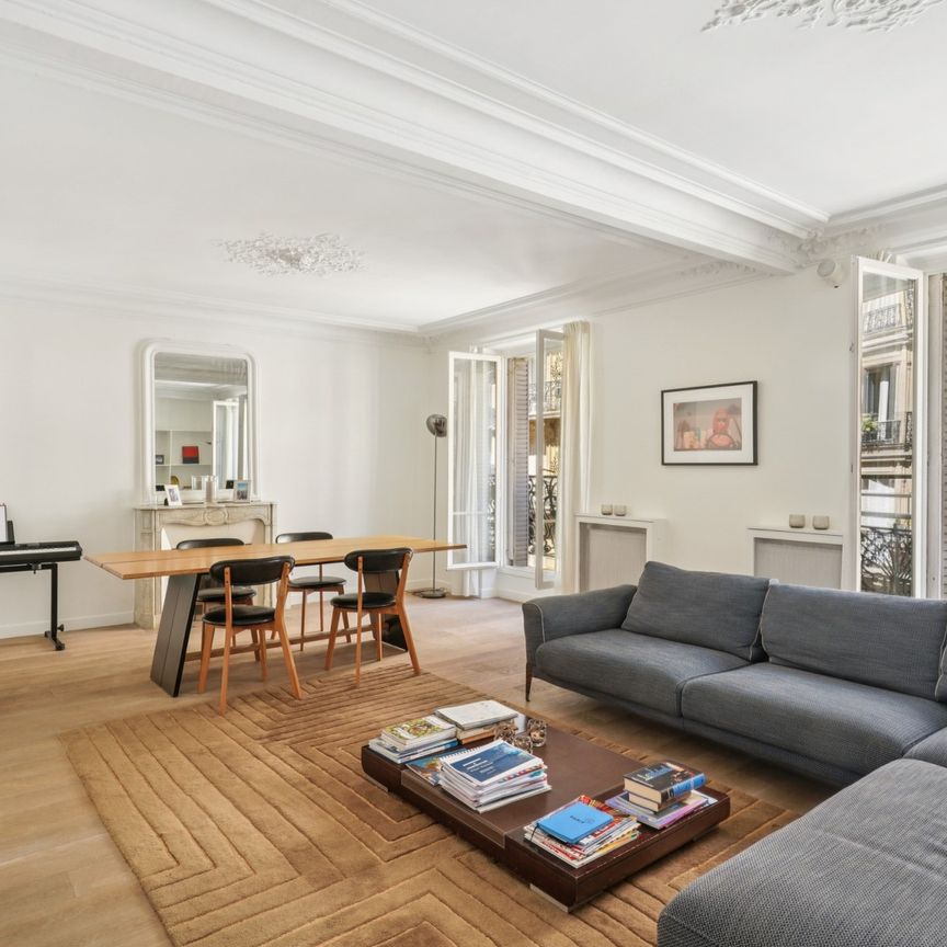 Appartement • Chaillot - Photo 1