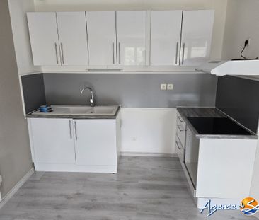 Location Appartement 4 pièces 99m² BIZE MINERVOIS 11120 - Photo 3