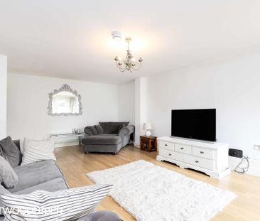 5 bedroom semi-detached house to rent - Photo 3