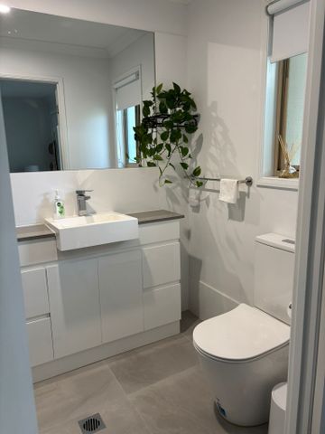 Varsity Lakes - Photo 4