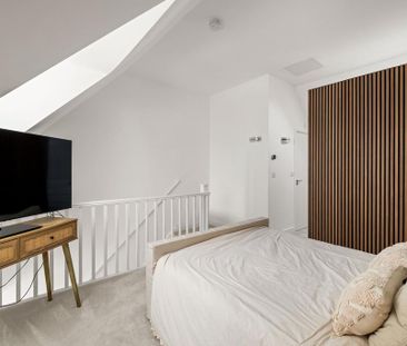 3 bedroom terraced house to rent - Photo 4