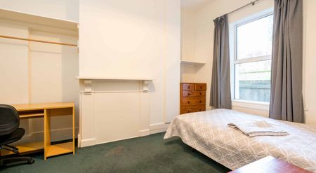 Rent your room in this Historic Home - Photo 2