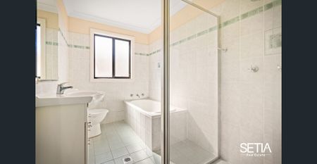 Perfect Family Home with Ducted Air Conditioning - Photo 4