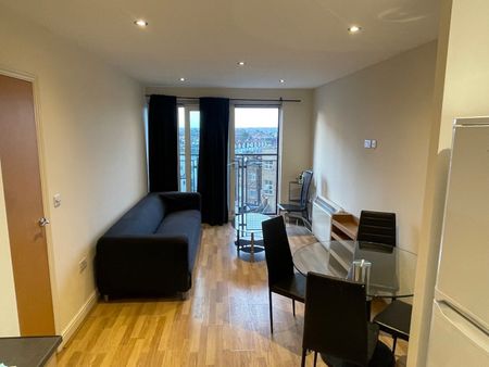 1 Bed Flat, City Gate House, IG2 - Photo 2