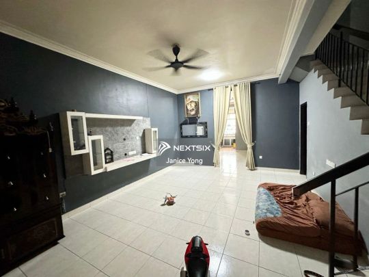 Taman Bestari Indah Ulu Tiram - Photo 1