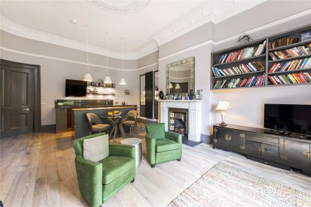 Belsize Park Gardens, Belsize Park, NW3 flat to rent - Photo 2