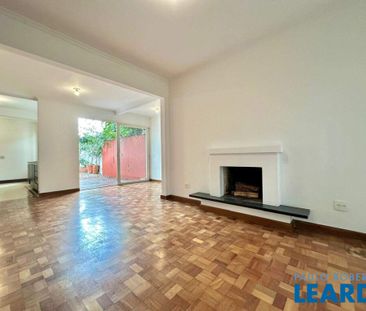 Casa De Vila - Photo 3