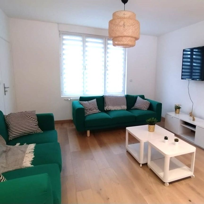 Location Maison 7 pièces 170m² LILLE 59000 - Photo 1