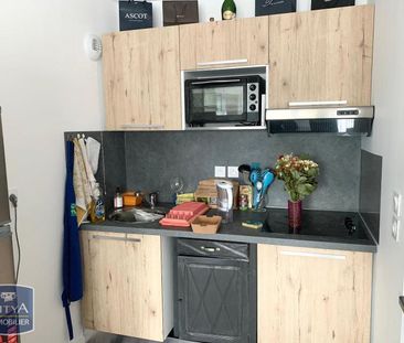 Location Appartement 2 pièces 48m² LILLE 59000 - Photo 4