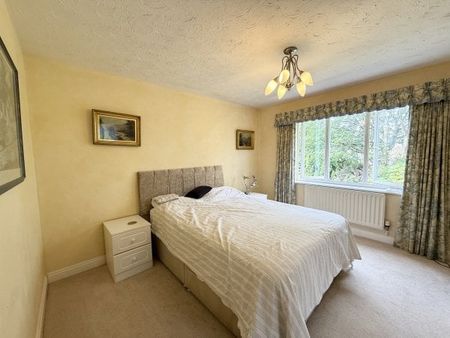 Room 1, Dartmouth Drive, St Helens, W... - Photo 2