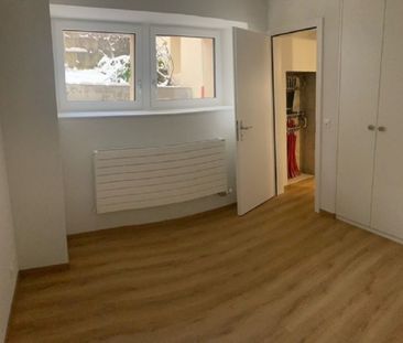 Appartement de 2.5 pièces au rez-de-chaussée au coeur de Bassins - Photo 2