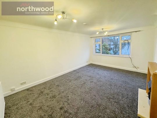 2 bedroom flat to rent - Photo 1