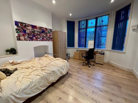 5 bedroom terraced house to rent - Photo 3