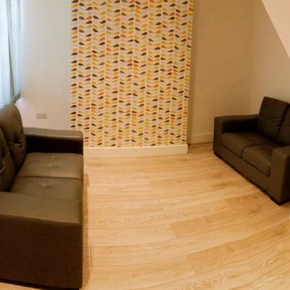 3 Bedrooms 1 bathroom - Photo 1