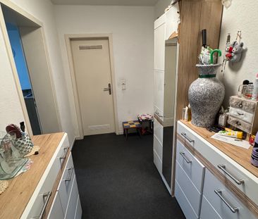 SIEGBURG ZANGE, 2 Zimmer-Wohnung im EG ca. 63 m² Wfl. Diele, Bad, B... - Photo 1