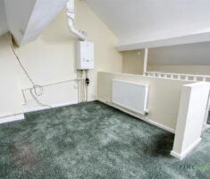 2 BEDROOM House - Terraced - Photo 5