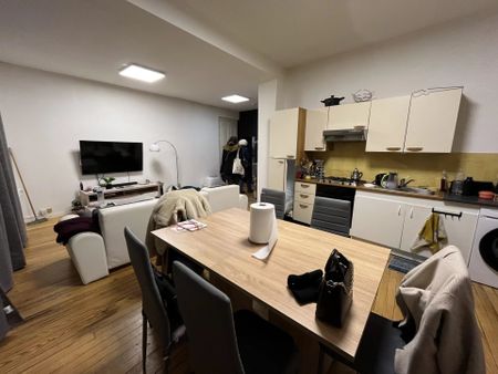 Location Appartement 2 pièces 74m² VALENCE 26000 - Photo 4