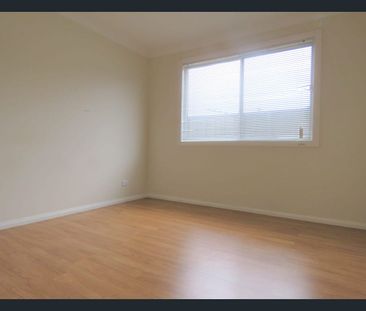 Charming 2-Bedder with a Generous Backyard!!!! - Photo 4