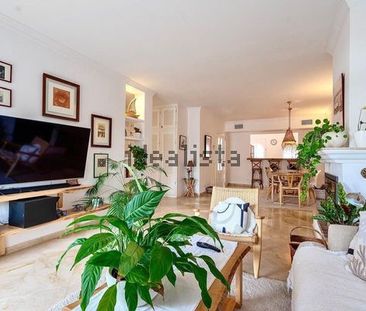 Alquiler de casa o chalet independiente en Calle los Granados - Photo 2