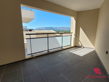 Location Appartement 1 pièce 30m² TRETS 13530 - Photo 5