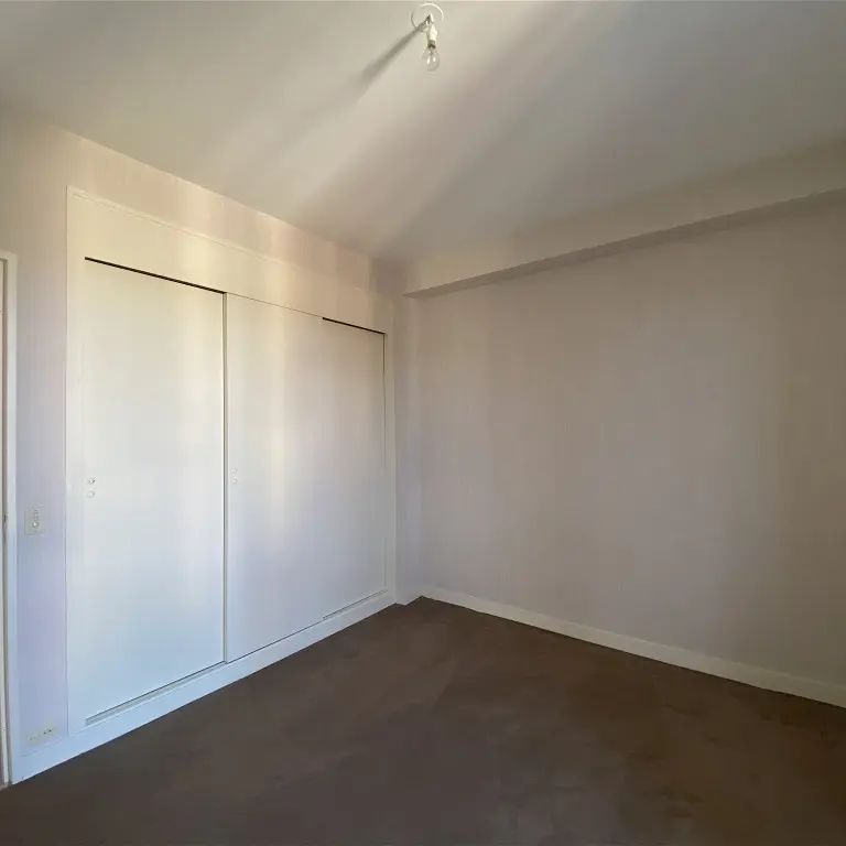 Location appartement 4 pièces - 93m² à Le blanc (36300) - Photo 1