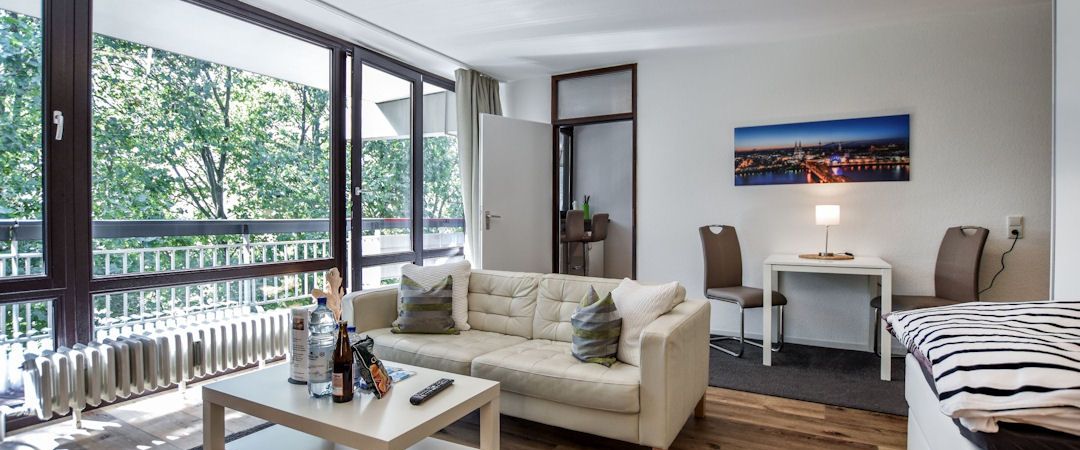 Idyllische Lage - Helles Apartment in Köln-Weiden - Photo 1