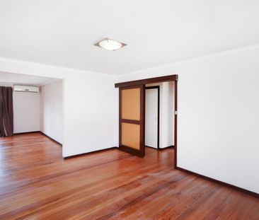 MODERN 3 BEDROOM VILLA UNIT! - Photo 1