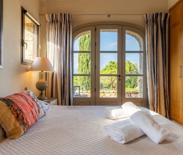 Rental Villa Porto-Vecchio 6 Rooms 350 m² - Photo 3