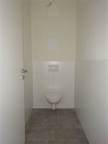 Schöne, helle 3-Zimmer-Wohnung mit Balkon und KFZ-Tiefgaragenabstellplatz in guter Lage – Provisionfrei! - Foto 3