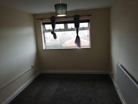 3 bedroom terraced house to rent - Photo 3