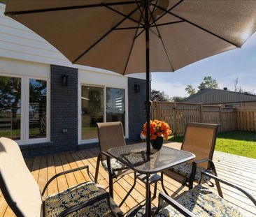 For Lease - 261 Nelson Crescent, Innisfil, Ontario - Photo 4