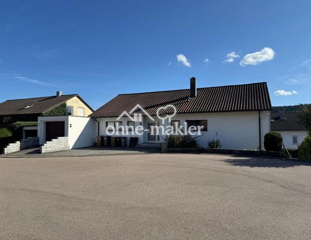 Erdgeschosswohnung in Gaildorf - Photo 1