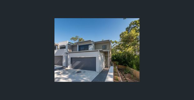 LARGE 3 BEDROOM TOWNHOUSE READY IN THE NEW YEAR! Rent Increase To $775 Per Week On 22/01/2026 - Photo 1