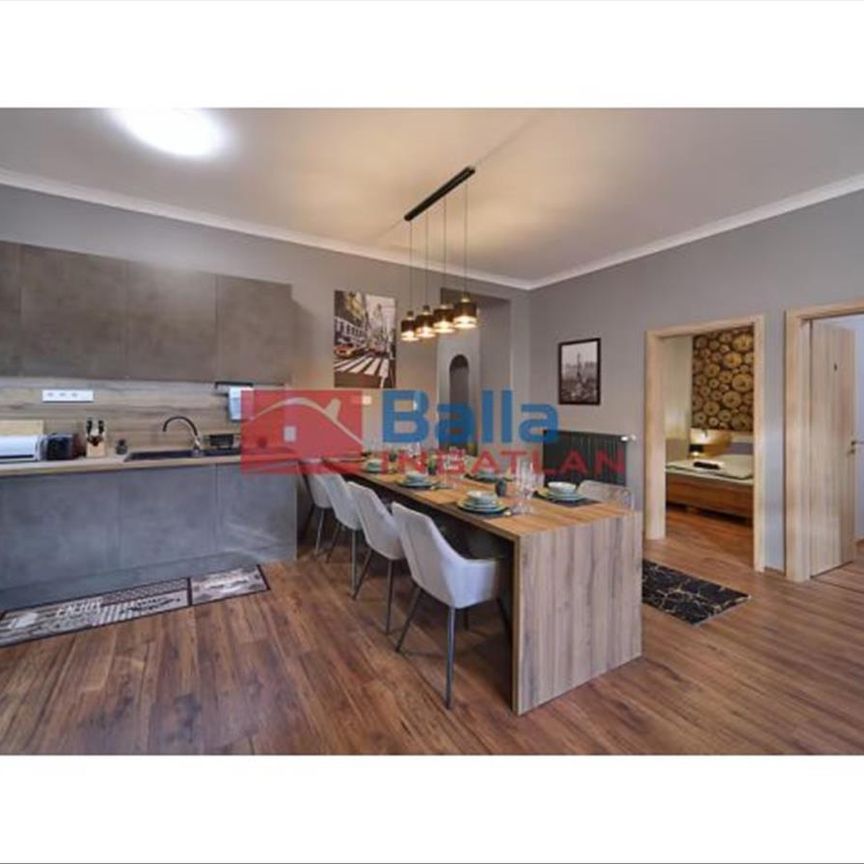 Kiadó lakás - Budapest VI. kerület - Photo 1