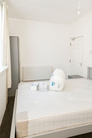Room in a Shared House, Newcombe Road, B21 - Photo 3